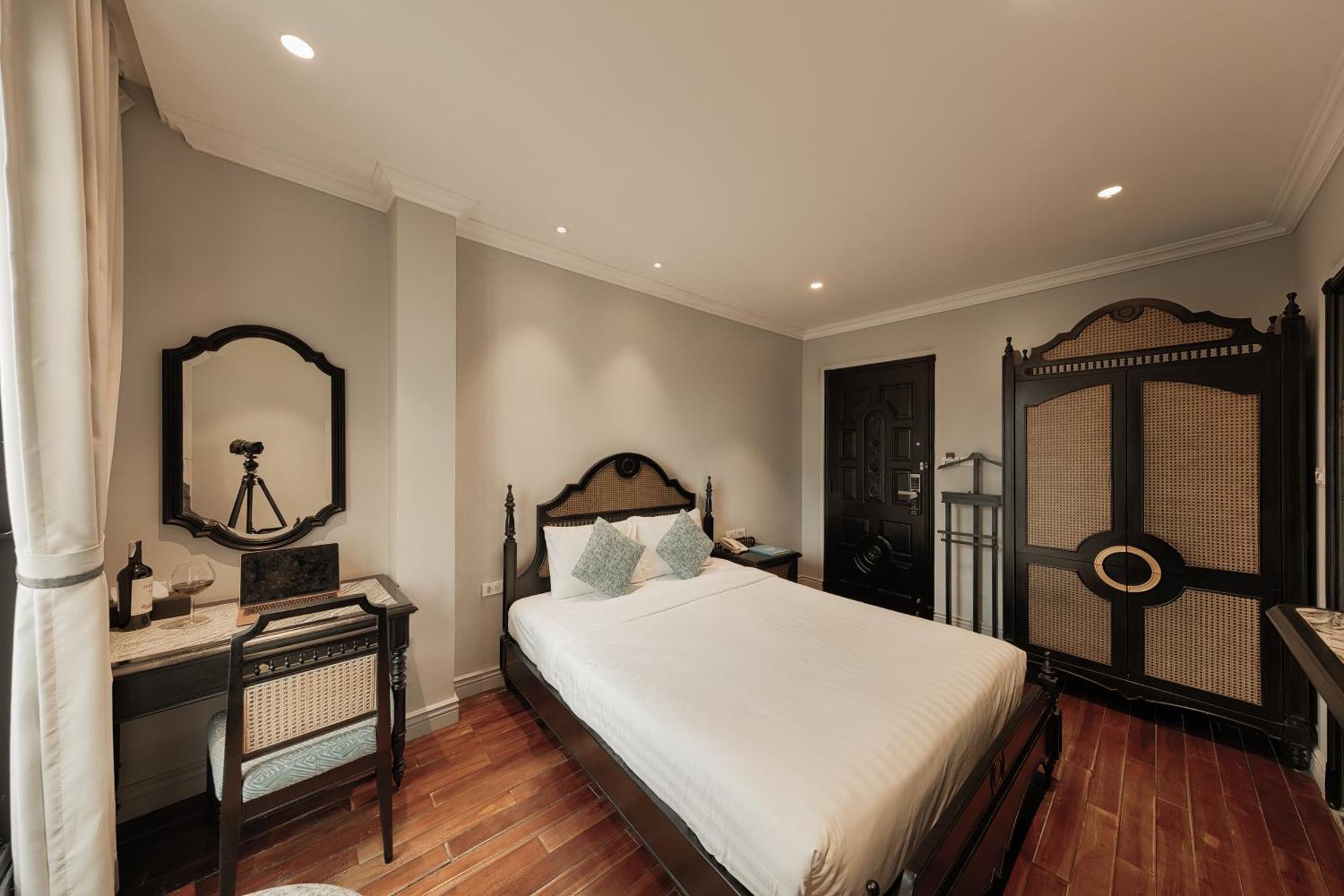 Hanoi Graceful Hotel And Travel Exterior photo